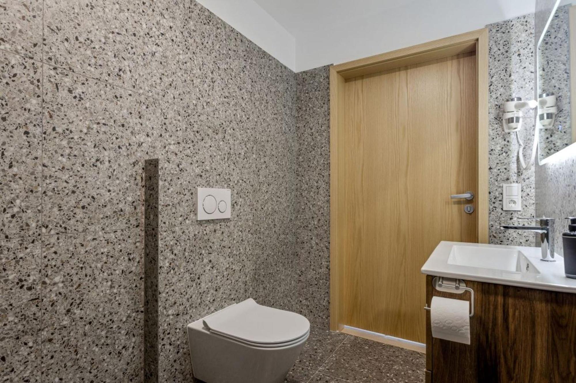Stracta Hotel Mosfell Хелла Экстерьер фото