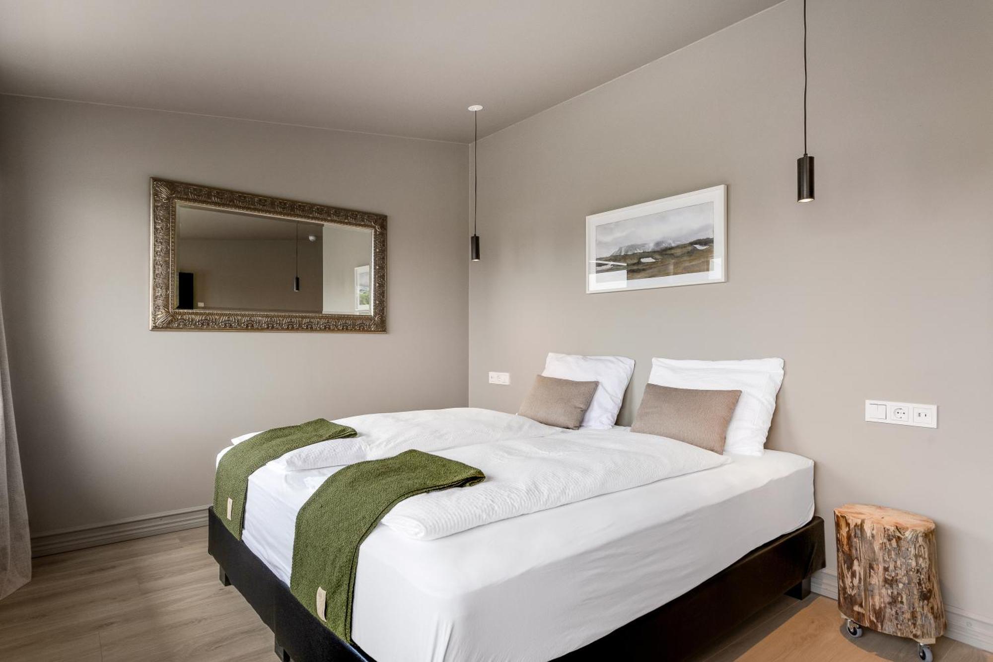 Stracta Hotel Mosfell Хелла Экстерьер фото